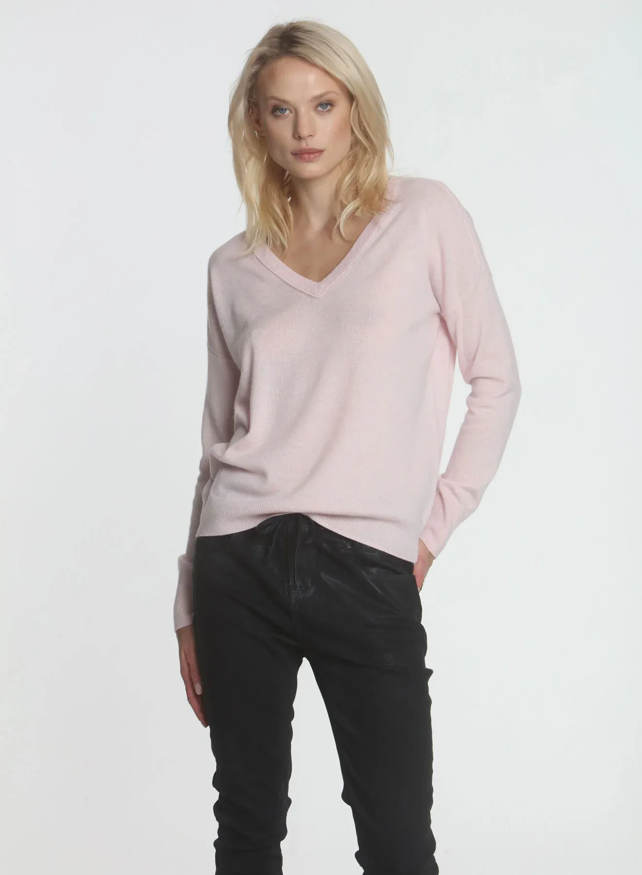 0342b Label thread CORE Cashmere BF Vee