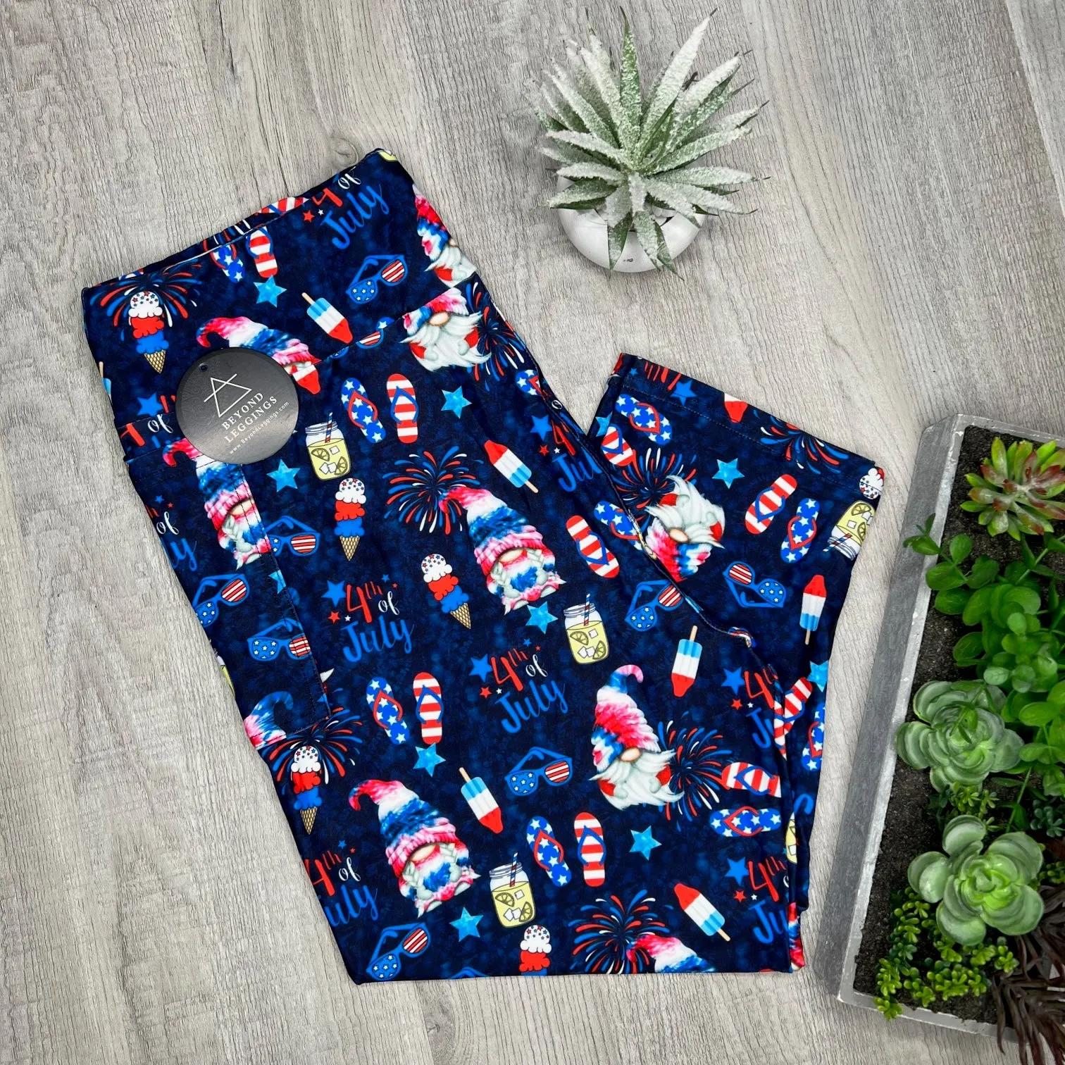 4th of July Celebration Gnomes Capri Print Leggings with Pockets