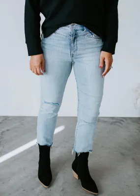 Ally Straight Jean