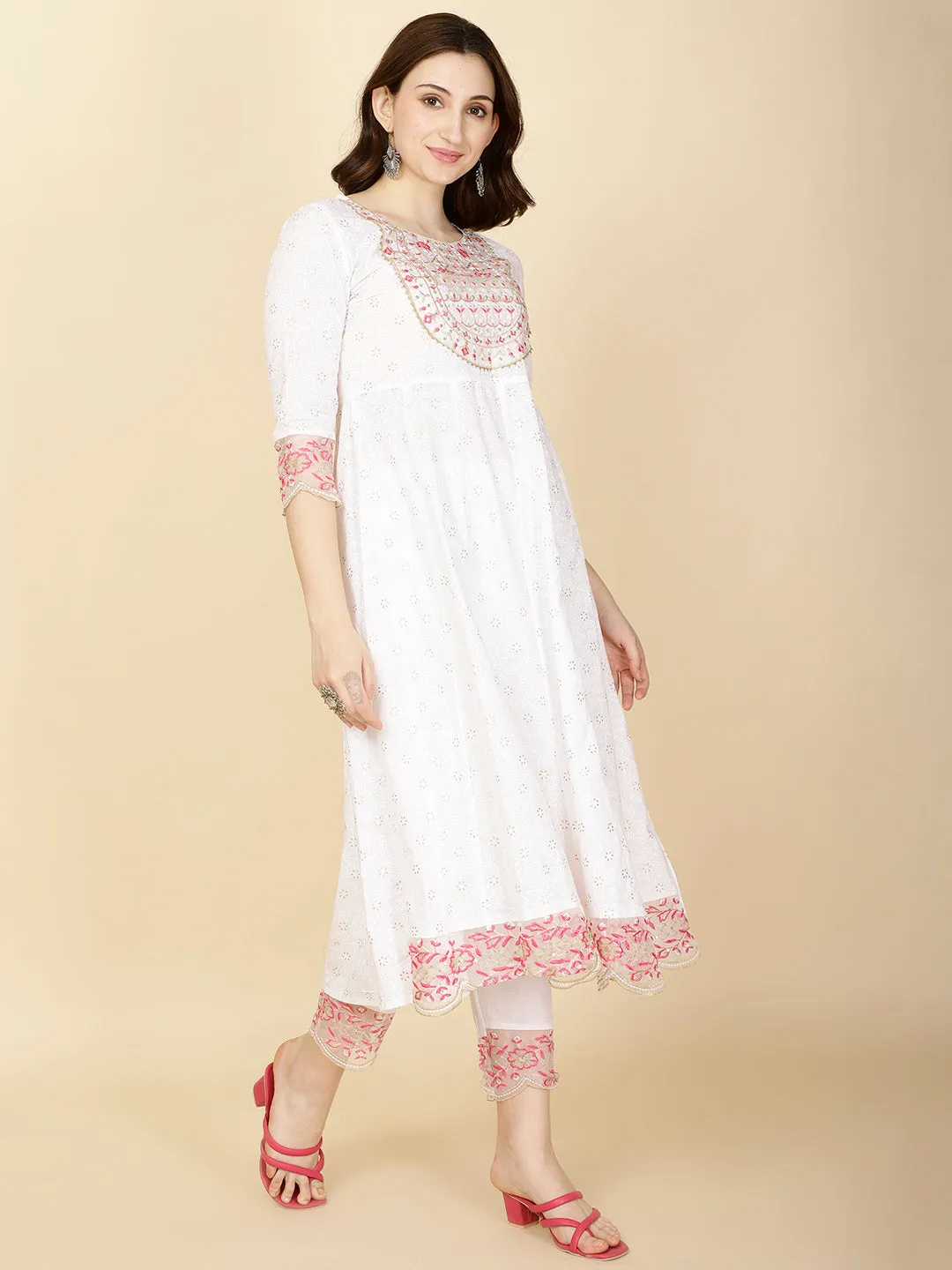 Booti Printed Cotton Kurta With Pants & Dupatta