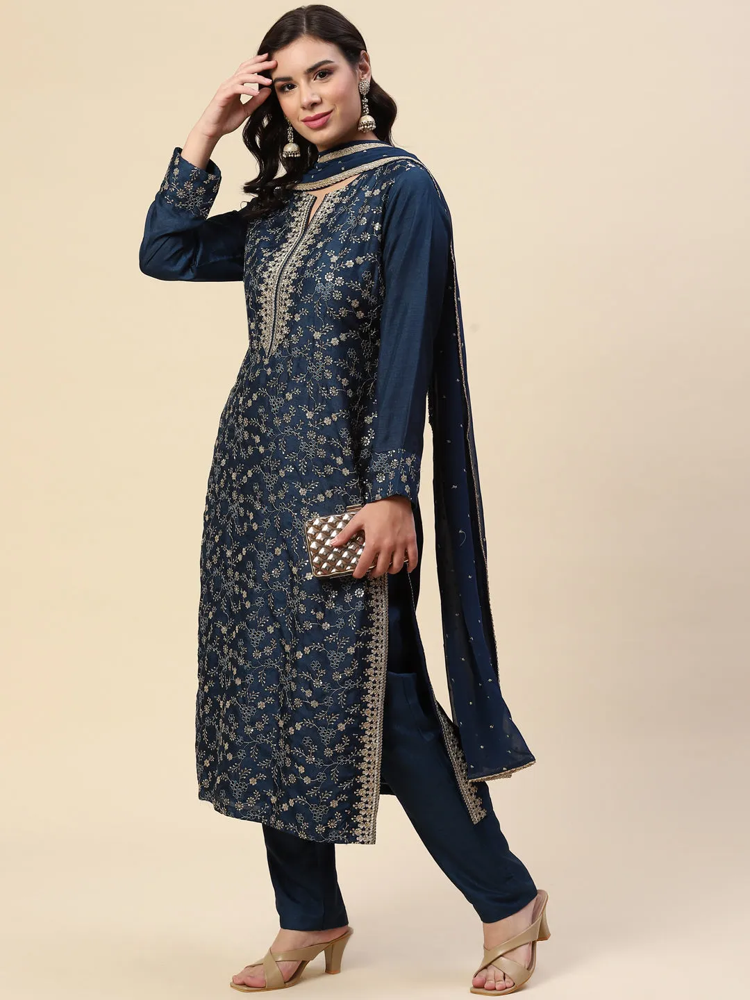 Booti Sequin Handloom Kurta With Pants & Dupatta