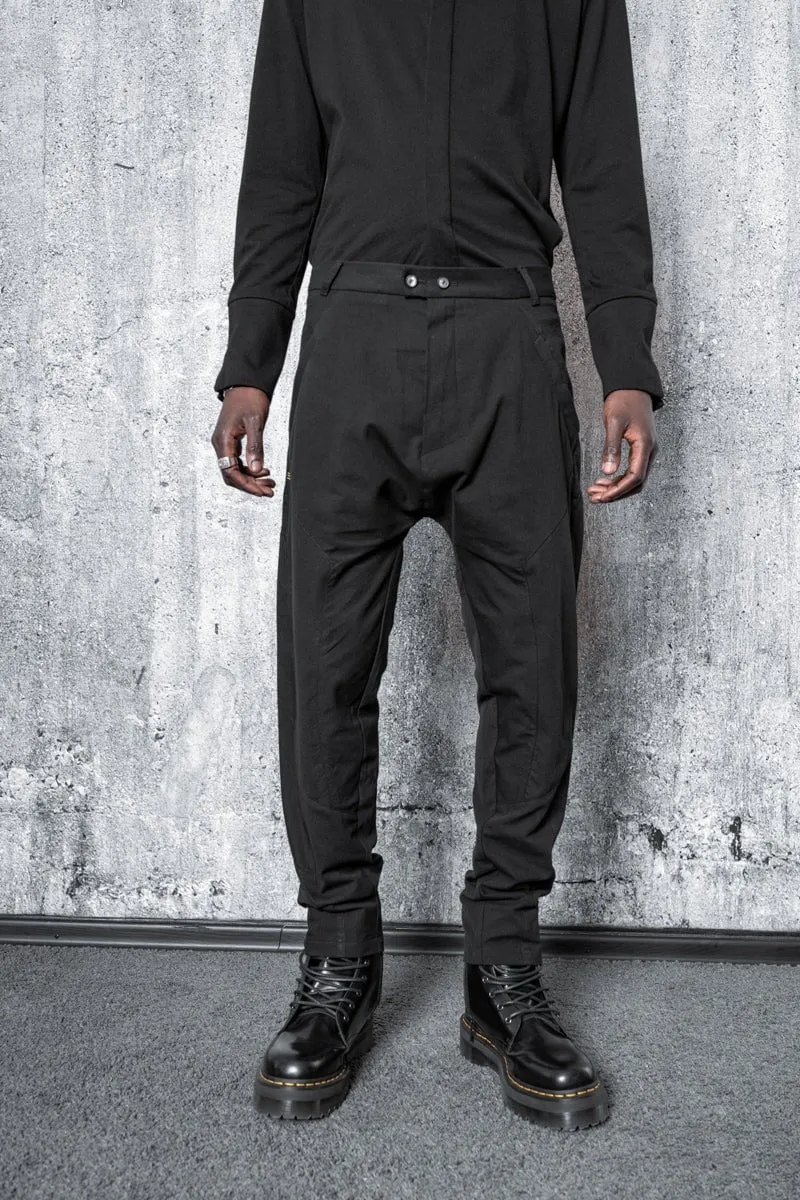 eigensinnig wien | Walking Man | Schwarze Low Crotch Pants aus japanischer Baumwolle