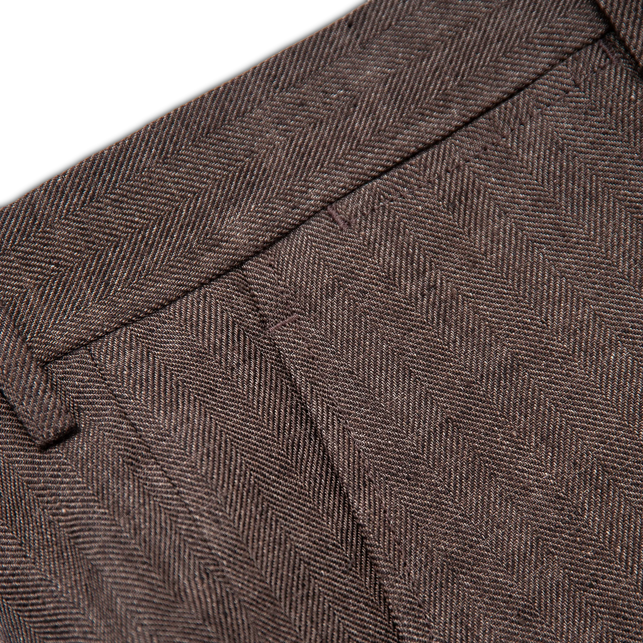 Flavien chino pants in eco herringbone (mountain brown)