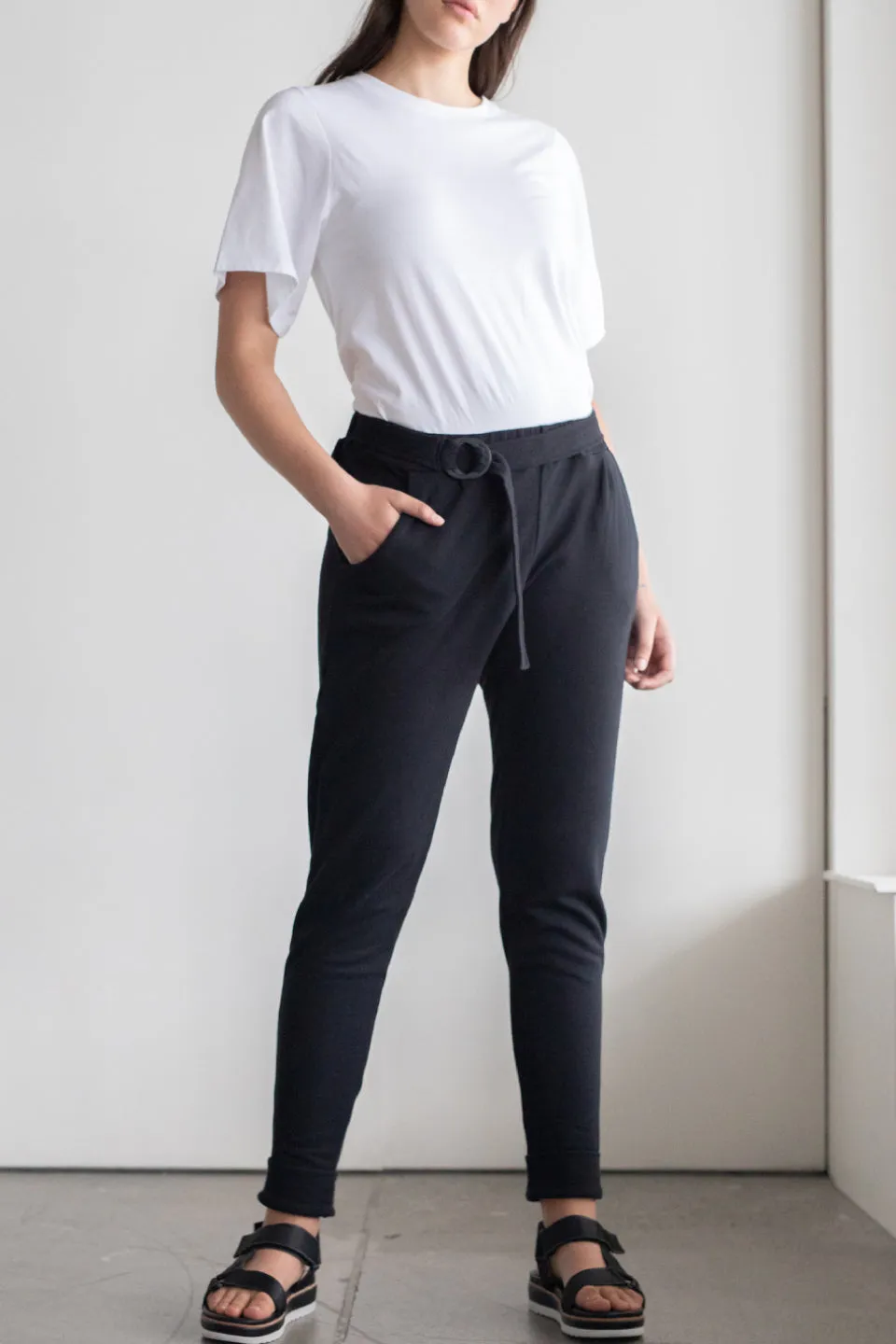 Halo Relaxed Black Belted Pant