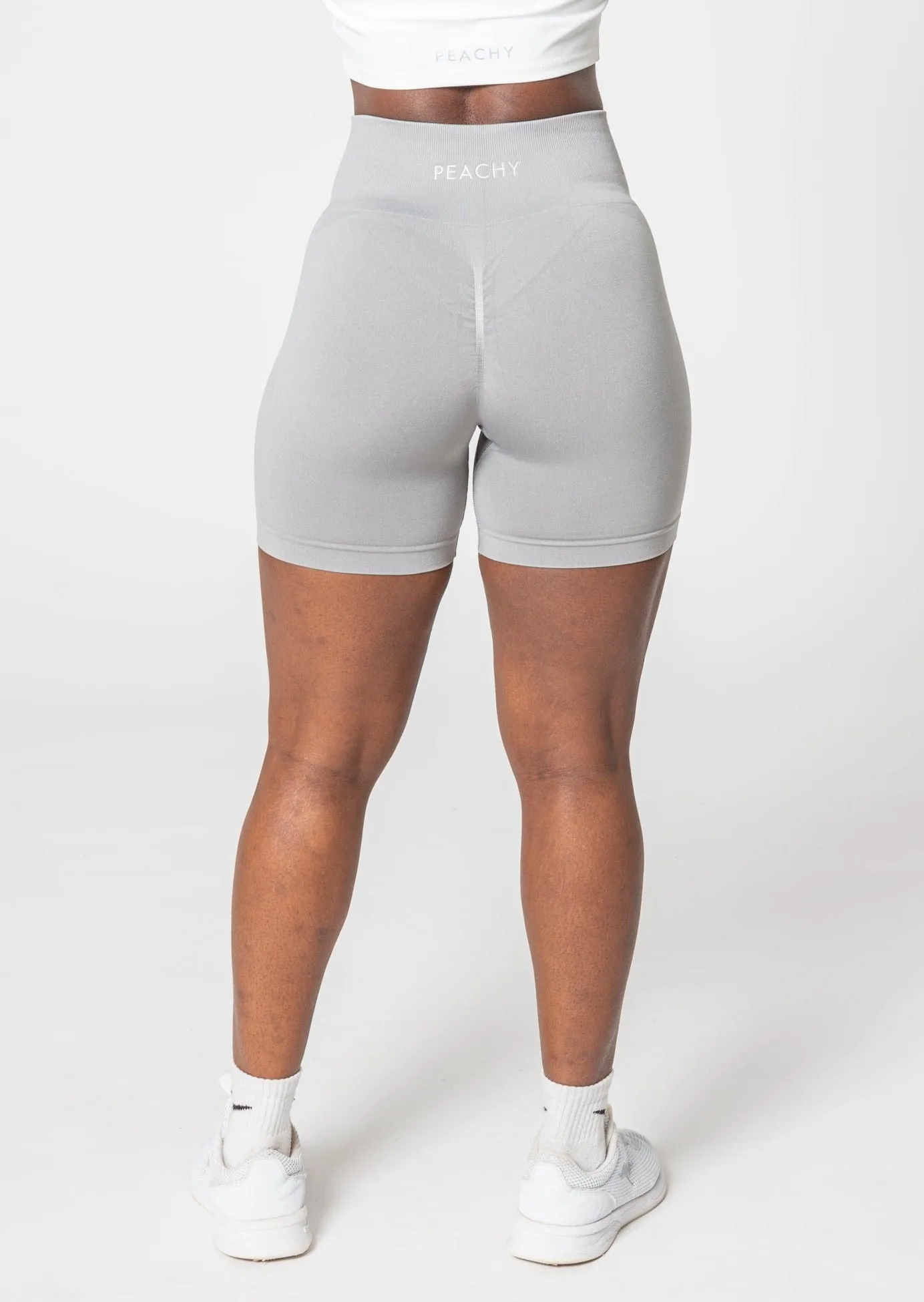 REVIVAL Seamless Scrunch Shorts