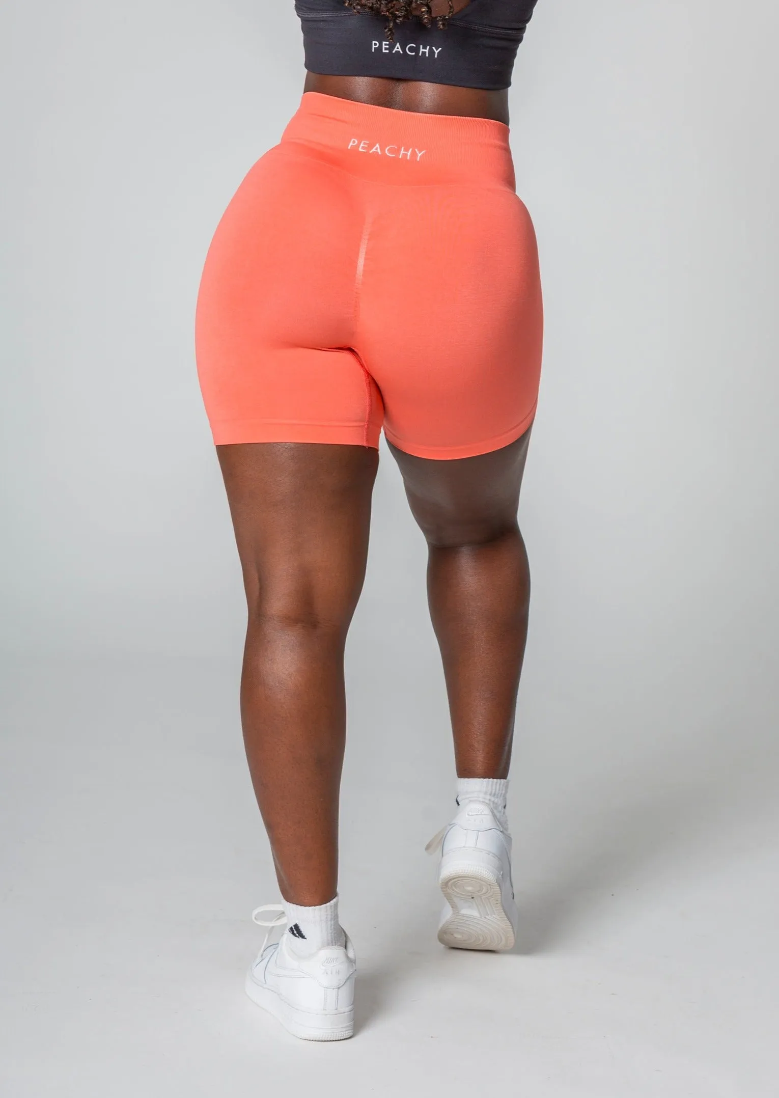 REVIVAL Seamless Scrunch Shorts