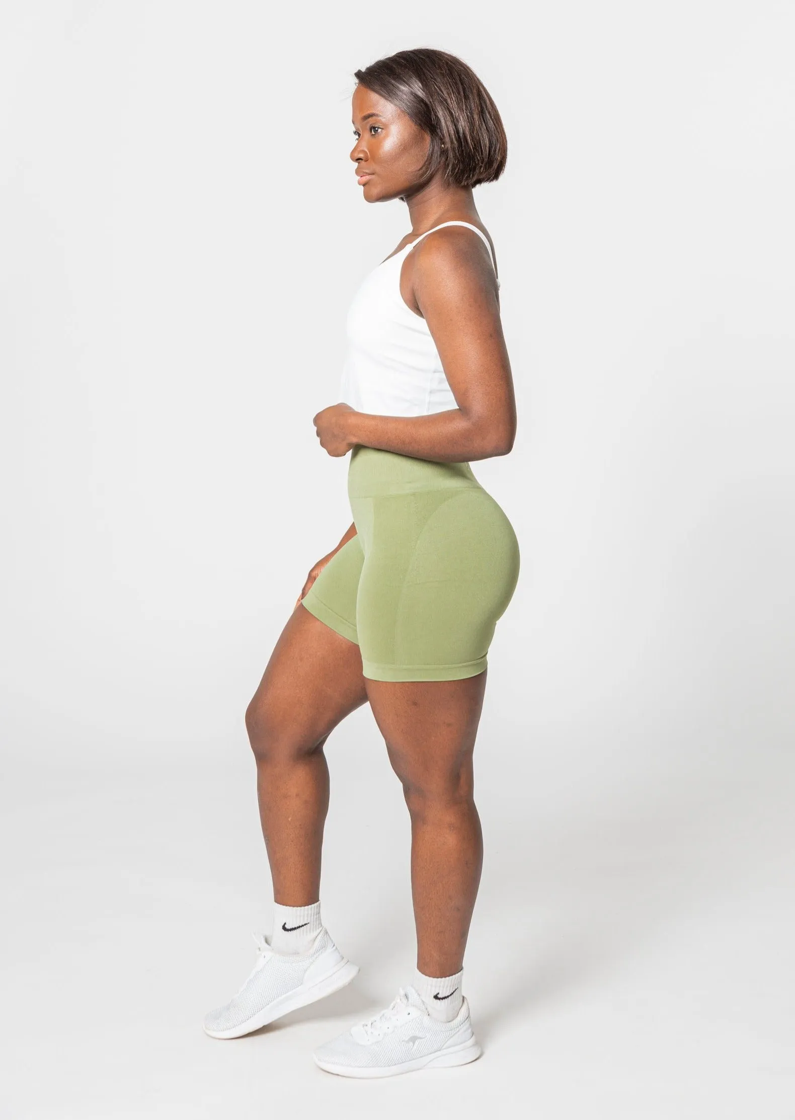 REVIVAL Seamless Scrunch Shorts