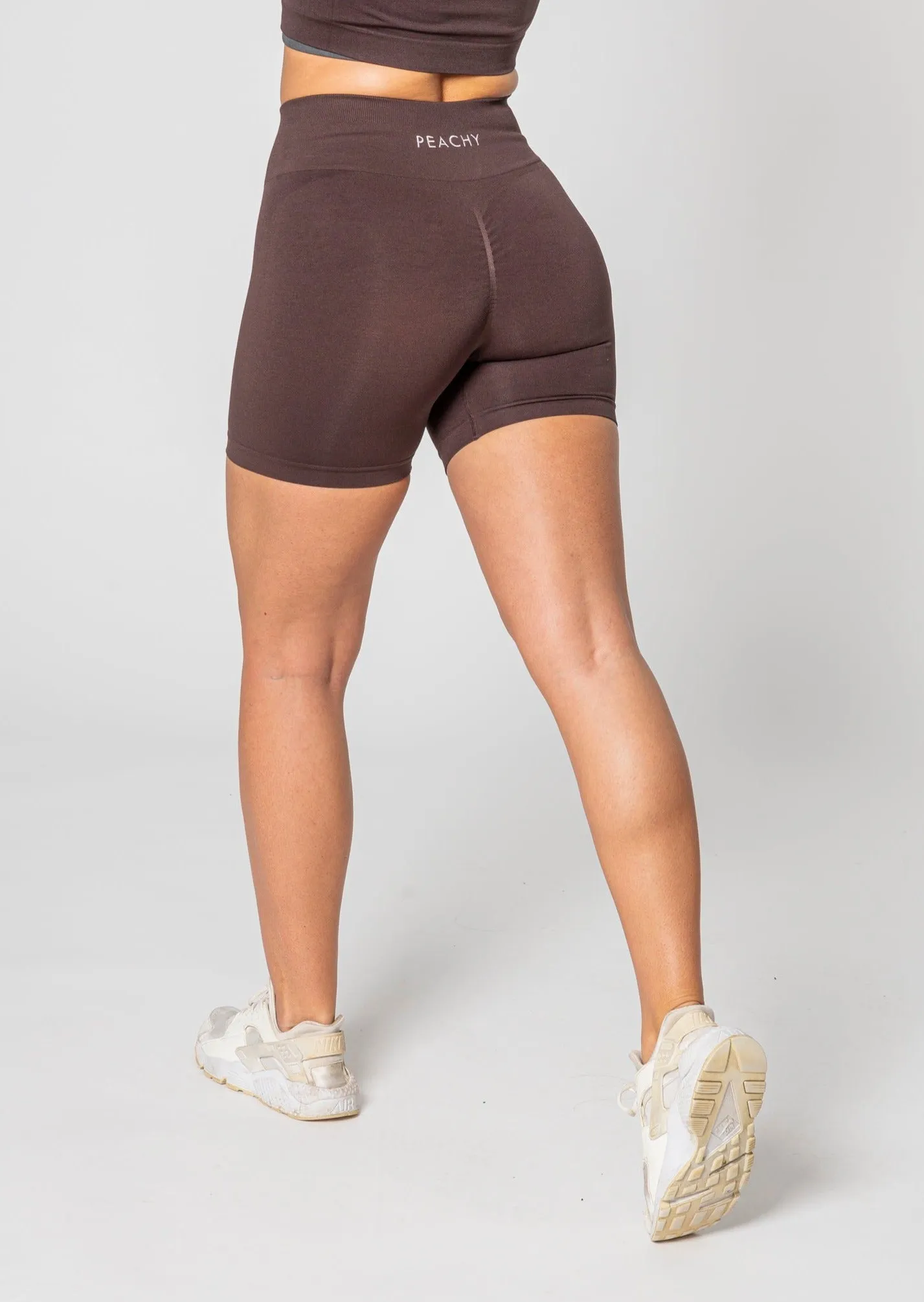 REVIVAL Seamless Scrunch Shorts