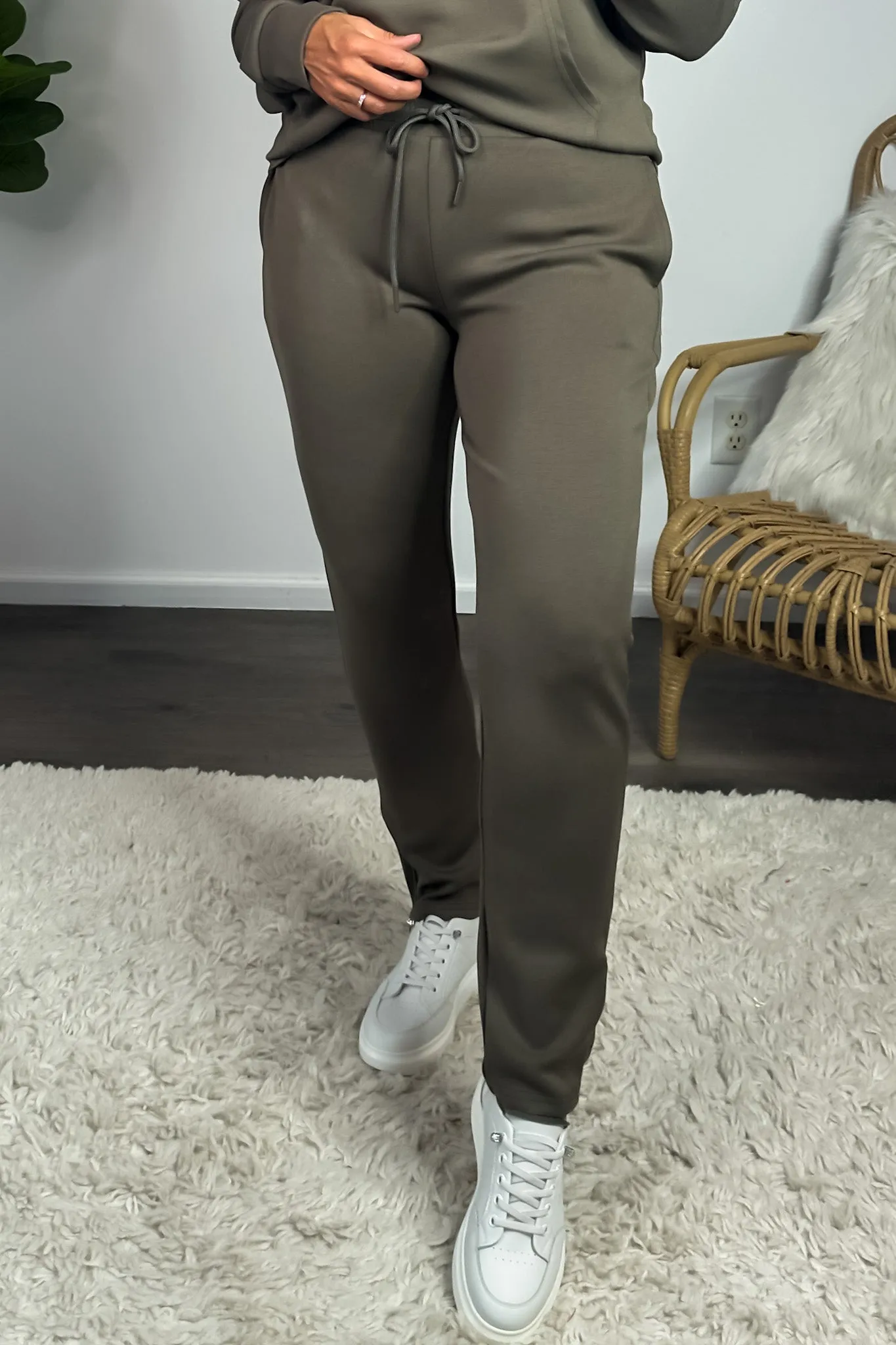 Sage Athleisure Zip Ankle Jogger Pants : Olive