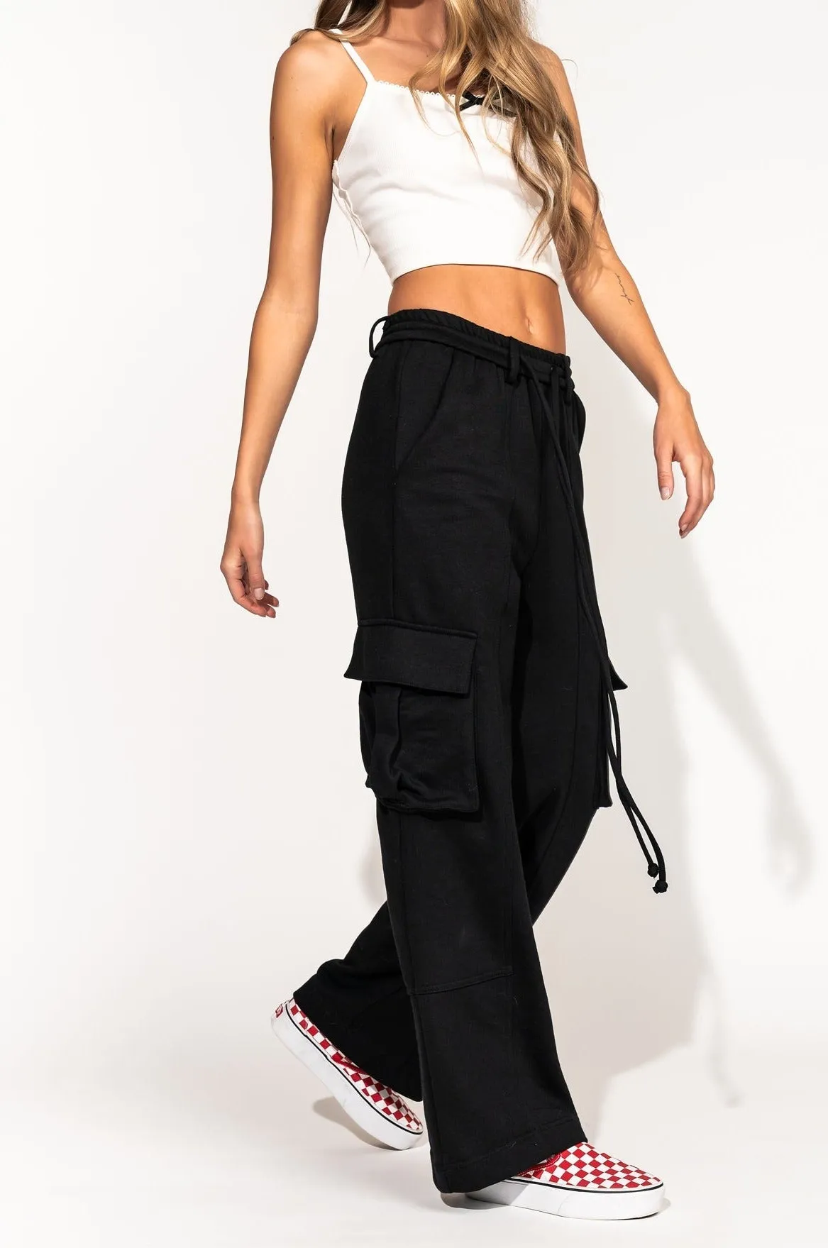 So Good Cargo Pants in Black