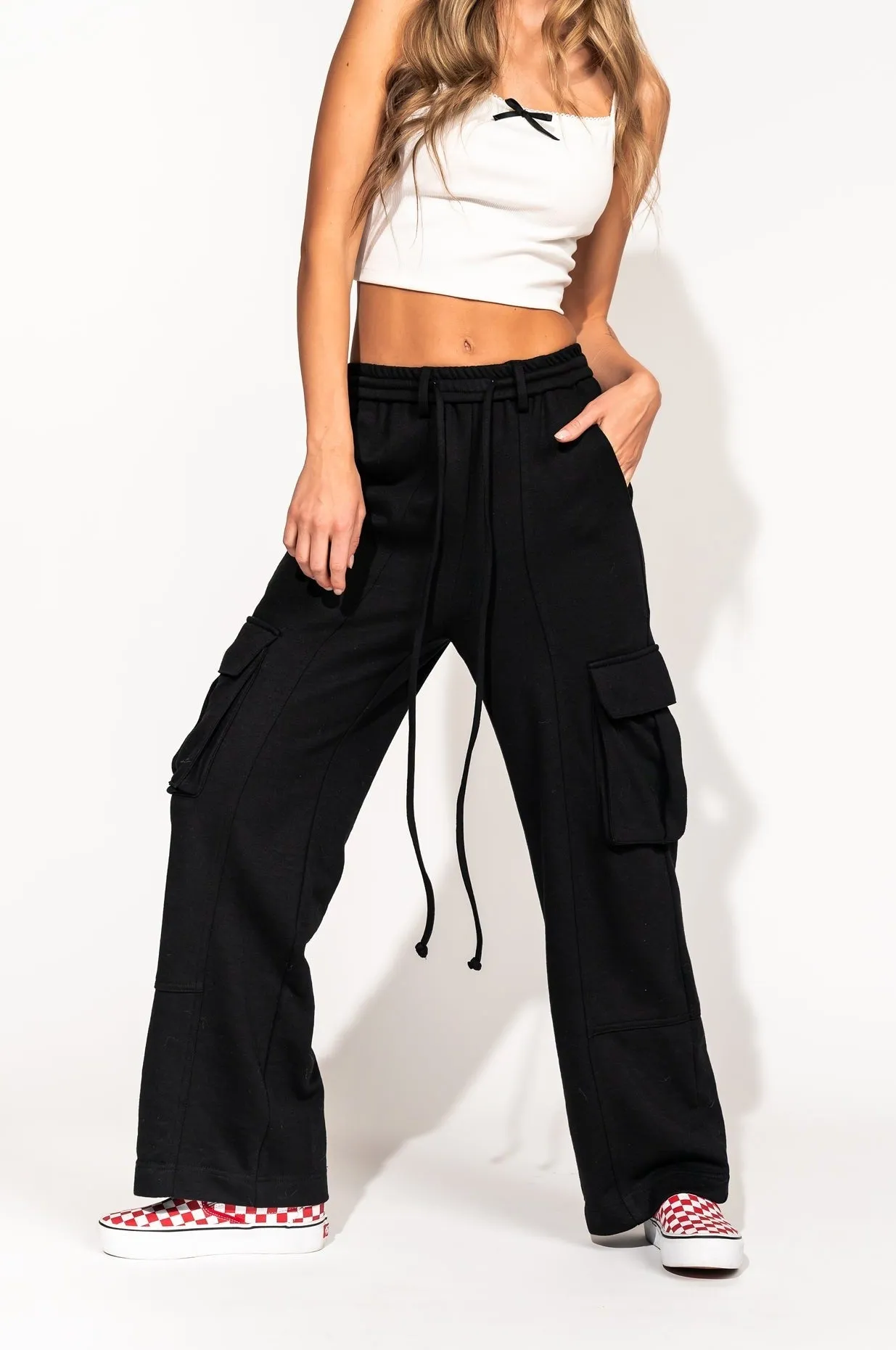 So Good Cargo Pants in Black