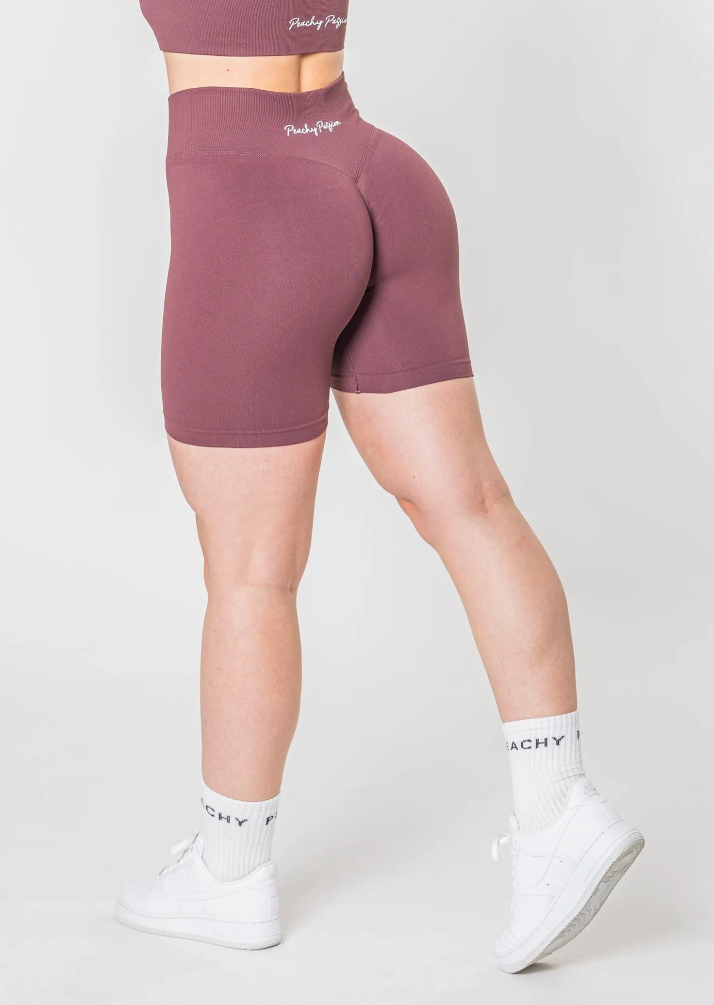 [VORBESTELLUNG] PURPOSE Scrunch Shorts